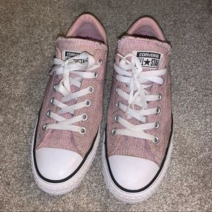 Light pink converse